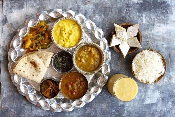 《摔跤吧！爸爸》黄金饮食秘籍！那些你不可不知的印度美食...