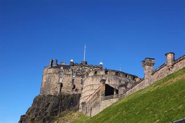 英国第二大城市，实力仅次于伦敦