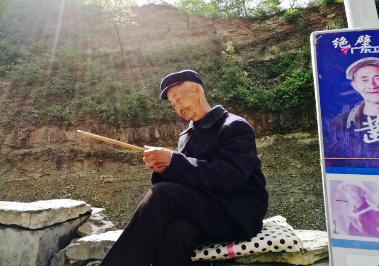 谜般的郭亮洞 奇迹公路背后的故事