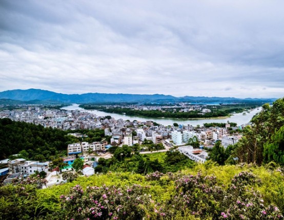 广西的这个小乡镇竟有结“龙船亲”的习俗