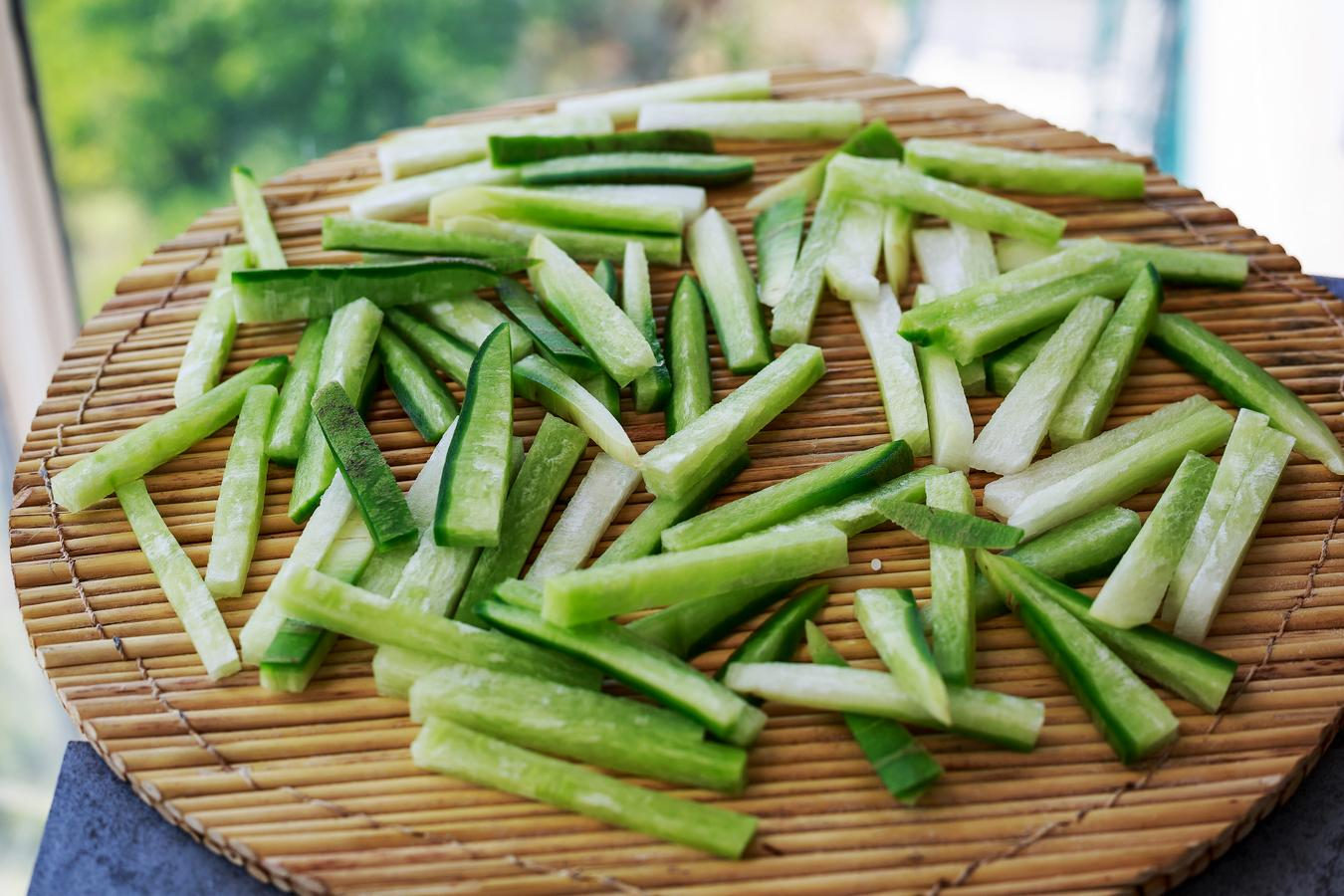 自制萝卜干咸菜小窍门，加一点这个两天就入味