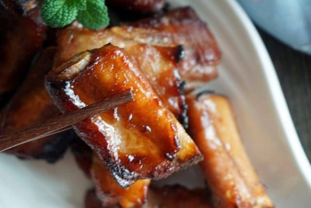 排骨轻食新做法，不放一滴油，不等主食上桌就直接被抢光