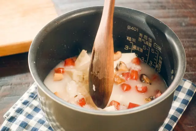 不学会两道快手菜，怎么闯天下？
