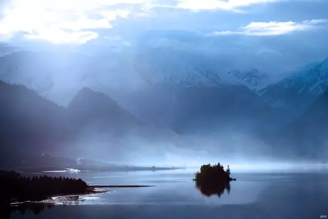 初见然乌湖，初见你。