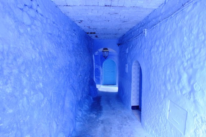 梦幻般的蓝色小城舍夫沙万