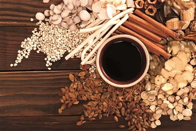 喝中药能吃螃蟹吗