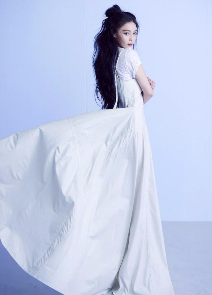 张馨予写真清爽早春艺术