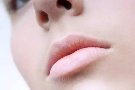 从嘴唇看你的五脏六腑，养出健康双唇！