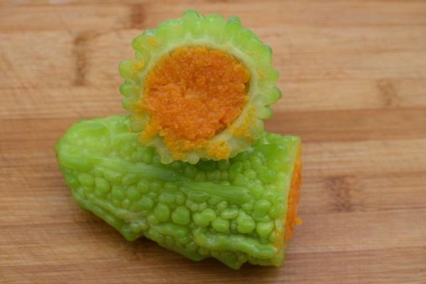 苦瓜这做法简单又爽口，不放白糖也不苦，一口一个