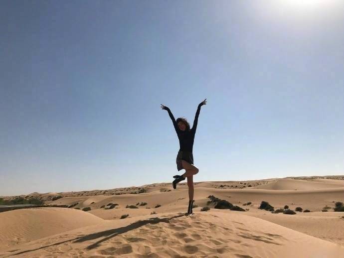 大表姐刘雯为你示范正确的旅行拍照姿势