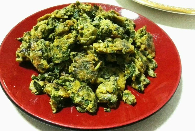 香椿炒鸡蛋的做法