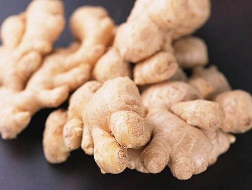 生姜的功效与作用 这样的生姜不能吃