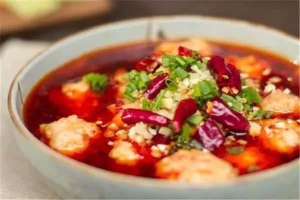 虾滑自己在家做，Q弹爽滑，比火锅馆的好吃一百倍