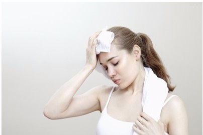 夏季出汗要注意 小心是中风前兆
