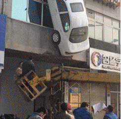 坐地铁睡觉新技能