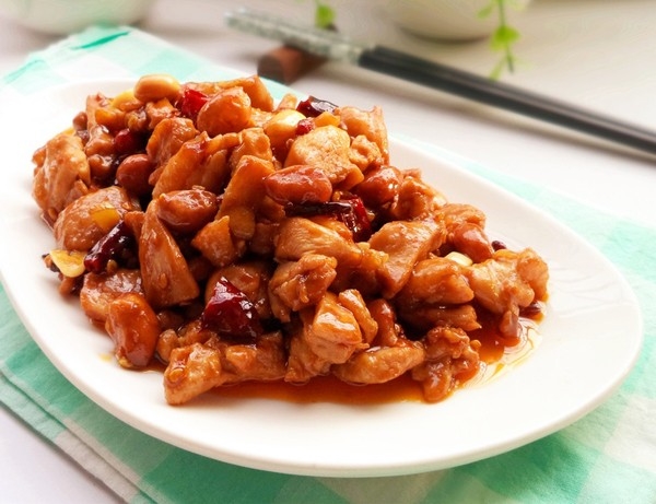 做酸辣鸡丁放什么调料