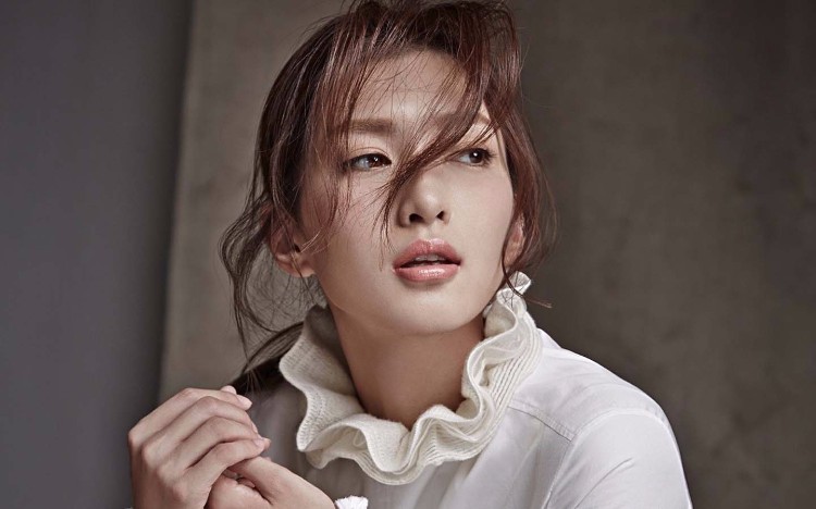 江疏影文艺写真