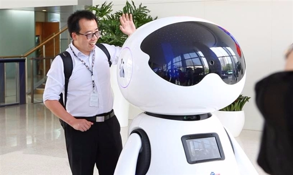 百度雇用“童工”竟受热烈欢迎：男女通吃