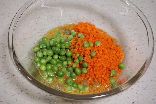 一人食的低热量食谱：推荐鲜虾饼，香甜又清爽