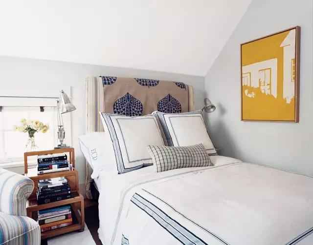 别买床头柜，用这些来代替，更实用也更美观！