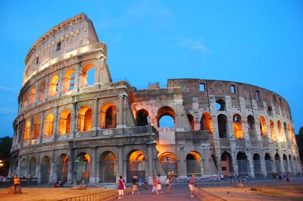 真实死亡游戏的遗址，断壁残垣不掩震撼