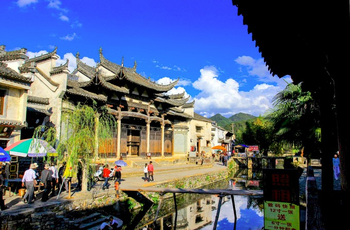 一个古老的徽州村落，文化旅游、生态旅游绝好去处