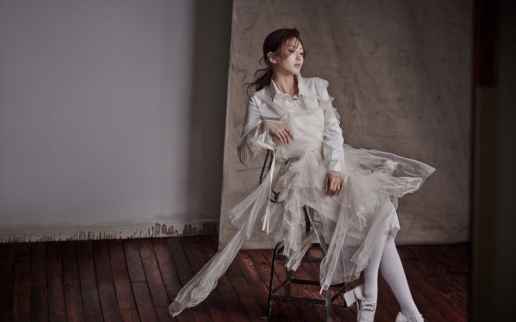 江疏影文艺写真