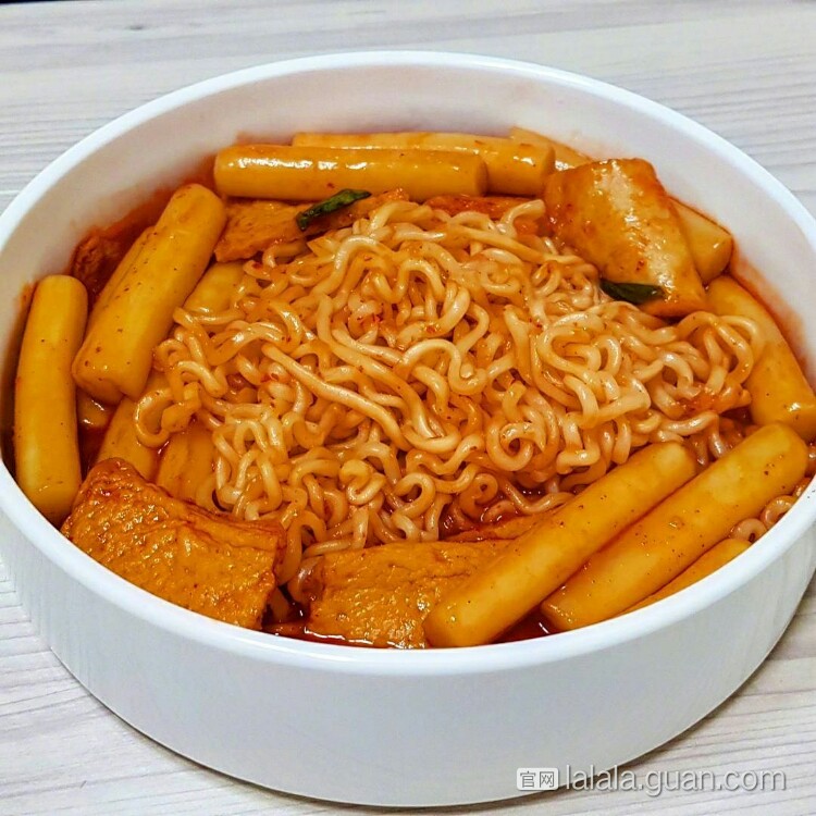 让人口水直流的韩式年糕拉面?