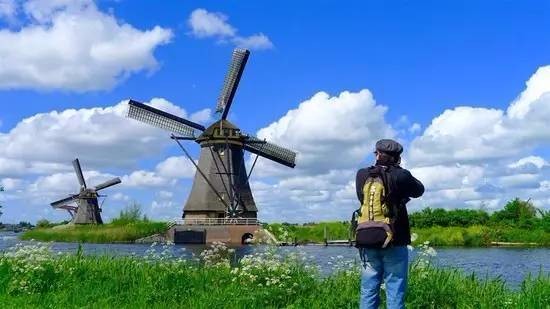 荷兰风车故事 是一首随风起舞的乡村民谣