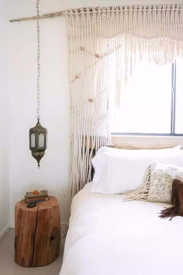 别买床头柜，用这些来代替，更实用也更美观！