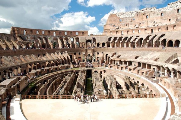 真实死亡游戏的遗址，断壁残垣不掩震撼