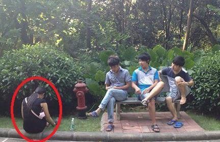 幽默笑话：和刚结婚的哥们聊天问他 结婚后跟结婚前有什么区别？