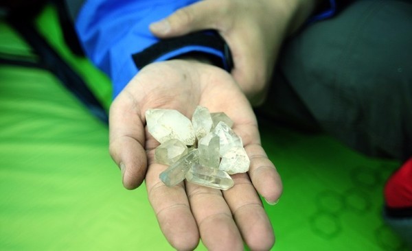 川西有一片处女地，遍地是水晶，景色媲美香格里拉