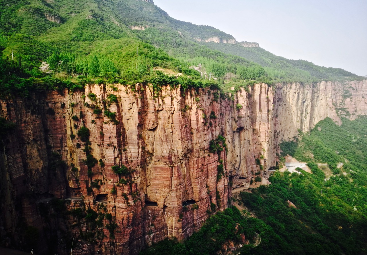 谜般的郭亮洞 奇迹公路背后的故事