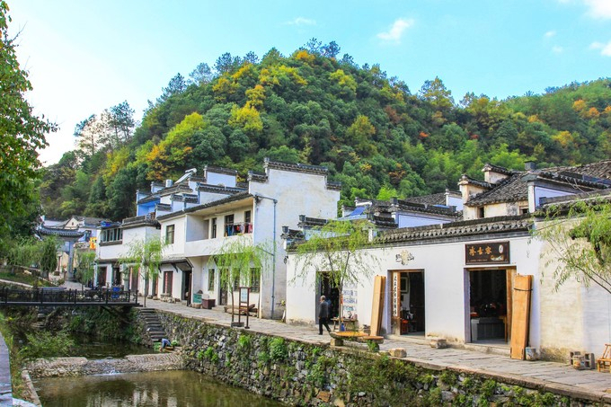 一个古老的徽州村落，文化旅游、生态旅游绝好去处