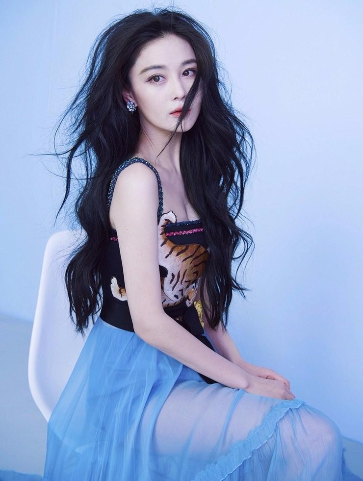 张馨予写真清爽早春艺术