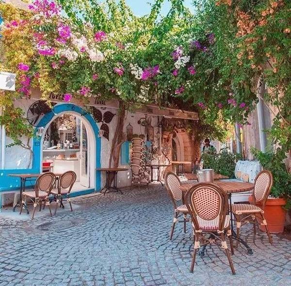 开一家这样的小店，和你一起慢慢变老