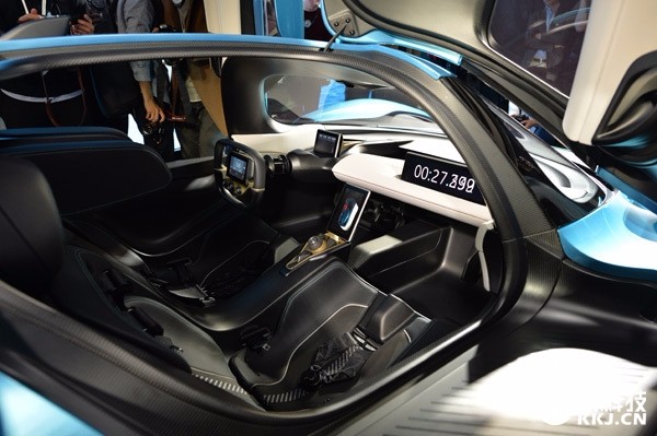 帅爆！雷军的新座驾：售价千万国产顶级电动超跑