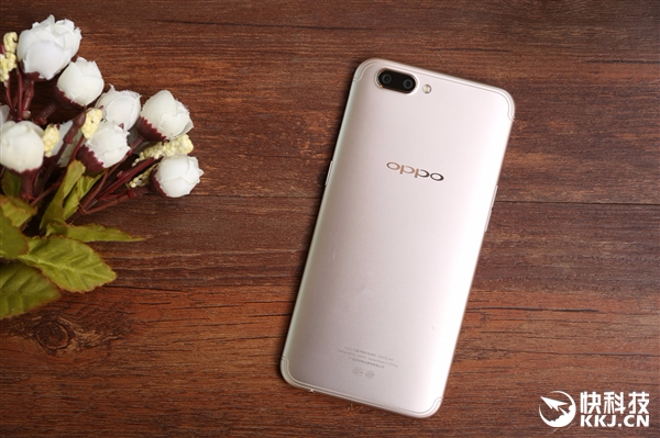 OPPO R11开箱图赏：“小蛮腰”看一眼就被俘获