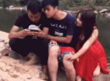 卧槽，有些人不配有女朋友，作死的调戏哈哈哈！！