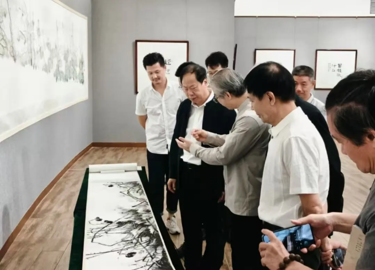 八面来风全国艺术名家系列邀请展·东南风——王来文艺术作品展