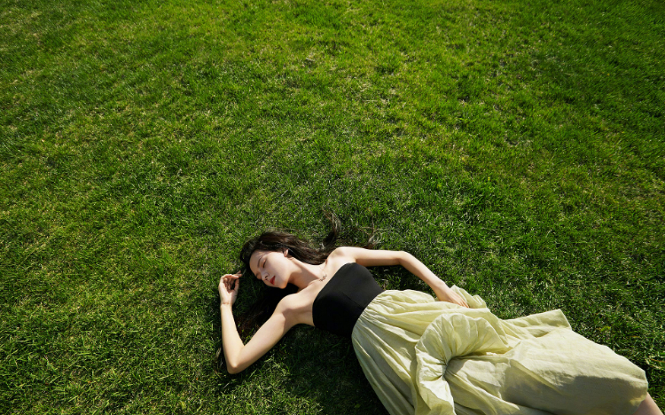 张予曦时尚性感写真