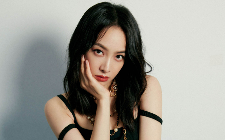 宋茜性感小黑裙写真