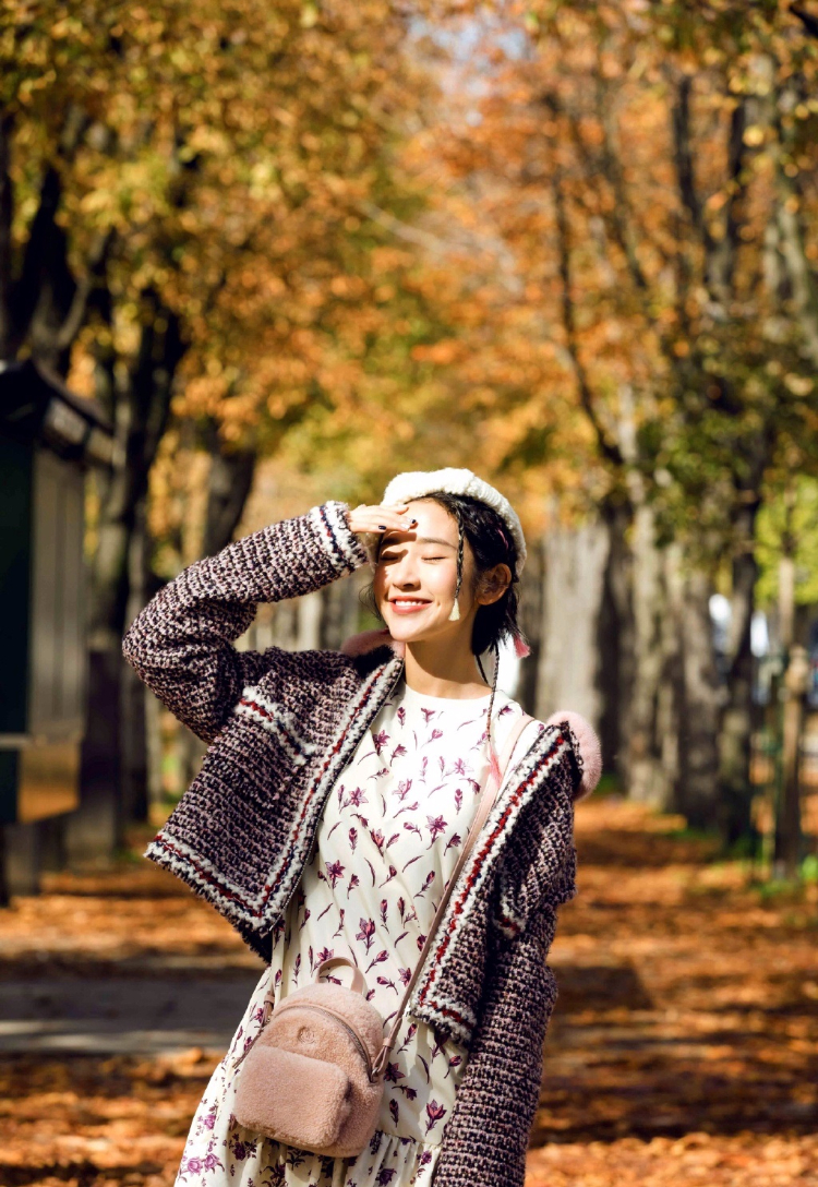 唐艺昕巴黎大片 甜美小清新少女气息