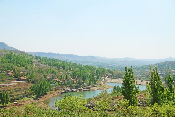 清风明月氤氲生，崮海连波石棚盛