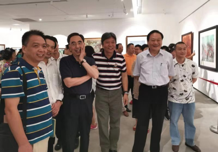 “乡情入境”孙黎油画作品展在东莞开展