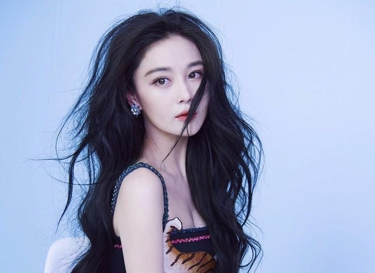 张馨予写真清爽早春艺术