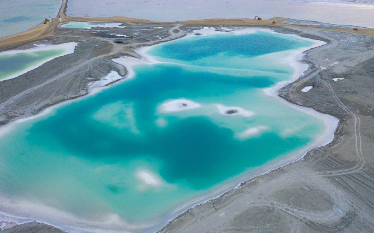青海翡翠湖唯美风景