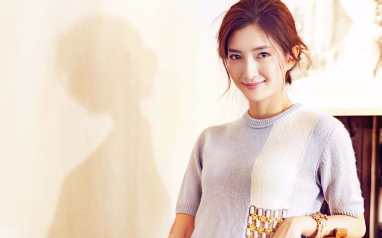 江疏影文艺写真