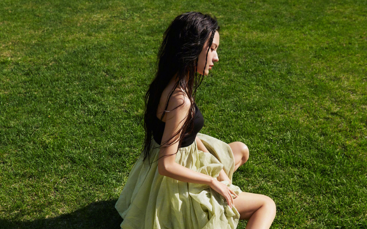 张予曦时尚性感写真